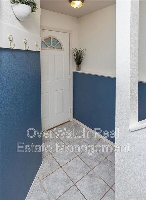 Foto del edificio - 19527 Highland Ridge Dr
