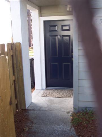 Foto del edificio - B- Singh-2133 SW 39th Way-Mill Run