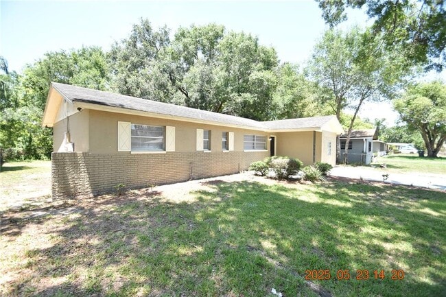Building Photo - 4432 Tarpon Dr