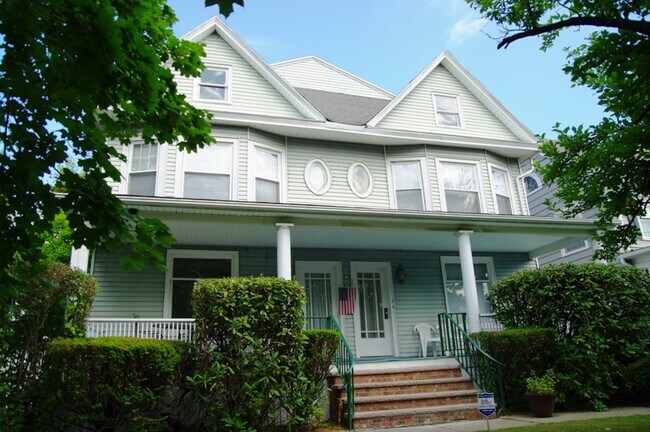 Foto del edificio - 1120 Wyoming Ave