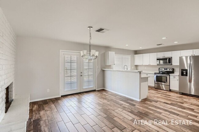 Foto del edificio - 10817 N 46th Ave