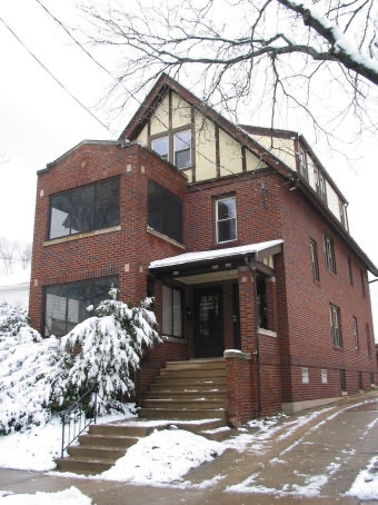 Building Photo - 908 E Dayton St