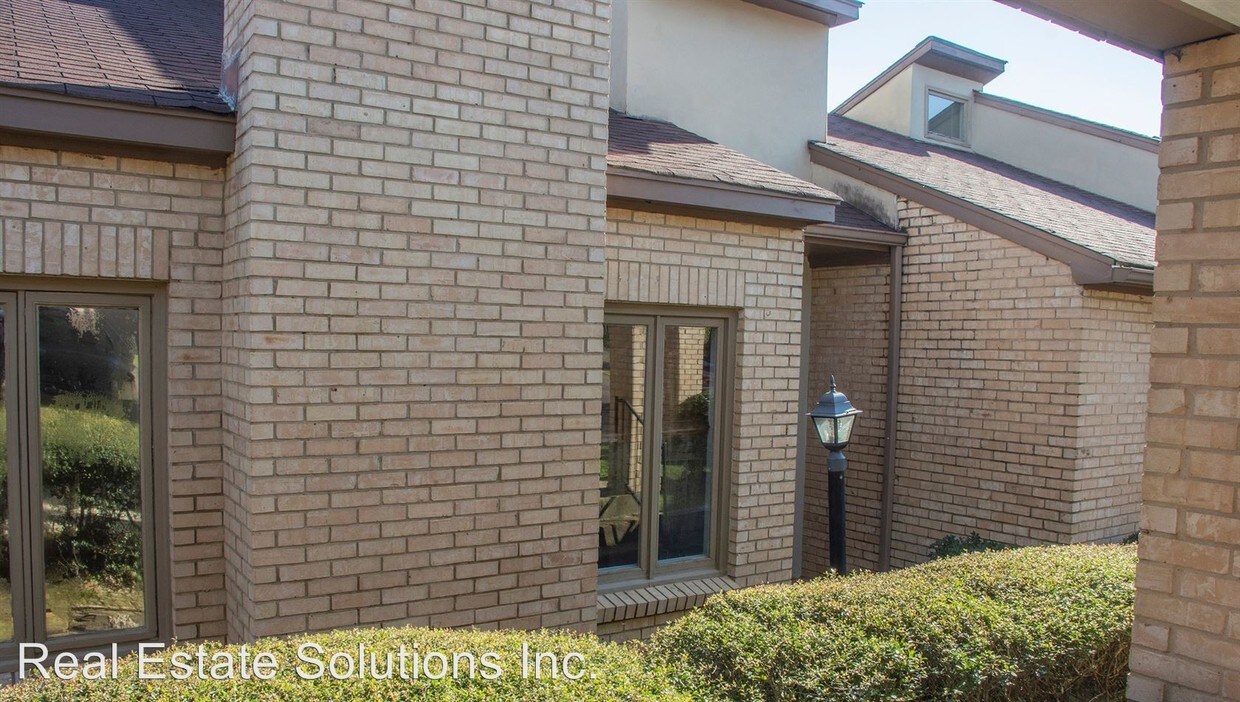 Foto principal - 2 br, 2.5 bath House - 34 Park Crest Place
