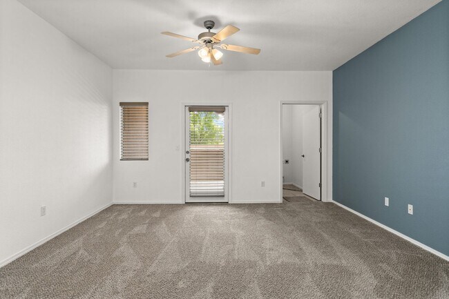 Living Area, Laundry room on right - 6800 Vista del Norte Rd NE