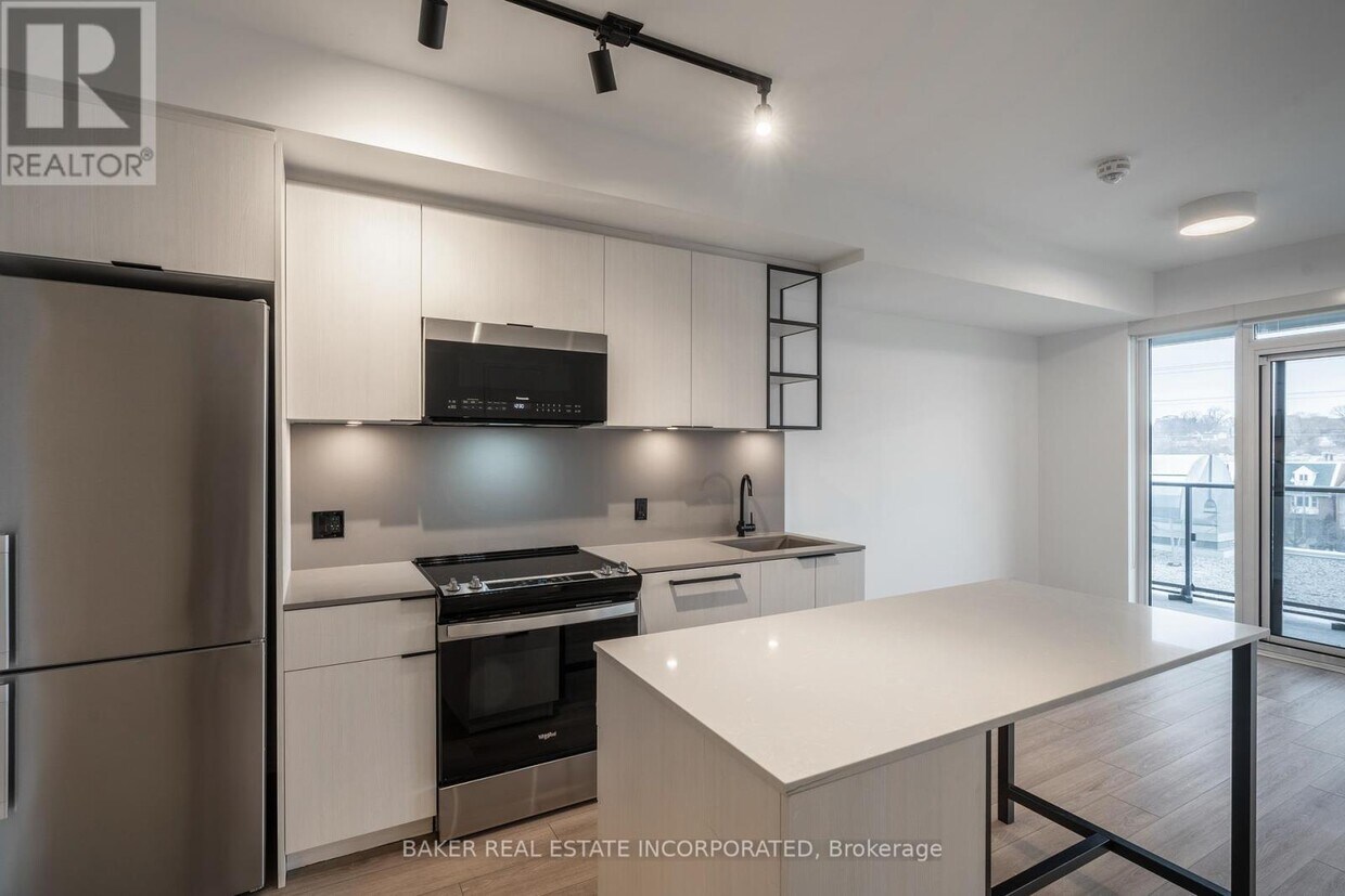 Photo principale - 740-740 Dupont St