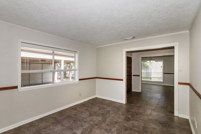 Foto del edificio - 7406 San Simeon Dr