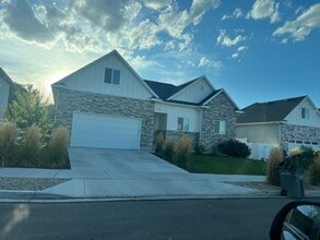 Building Photo - 9534 Oakeson Ct