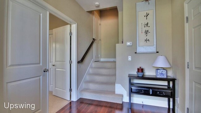 Foto del edificio - 3 br, 3.5 bath House - 60 Muller Place