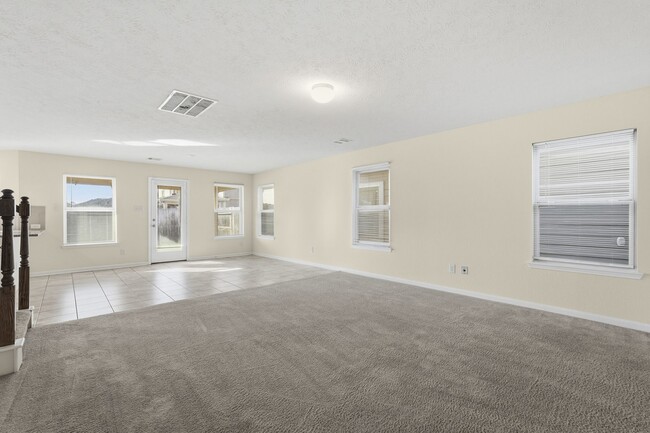 Foto del edificio - 13111 Mills Grove Dr