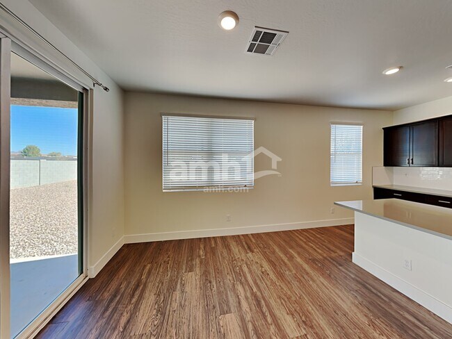 Foto del edificio - 21609 S 231st St