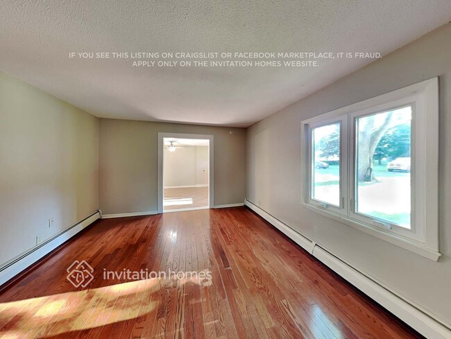Foto del edificio - 10905 Irwin Ave S