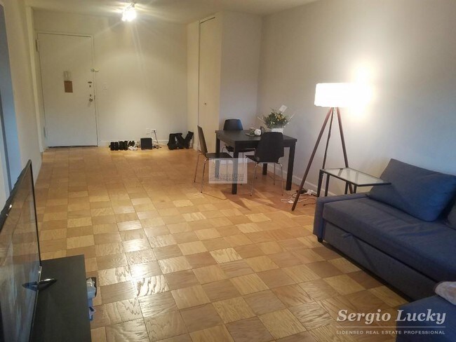 Foto del edificio - 420 E 79th St