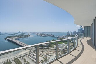 Building Photo - 1400 Biscayne Blvd
