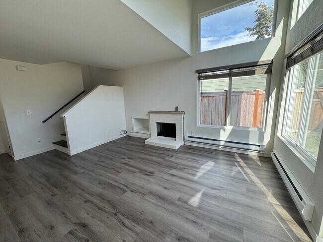 Foto del edificio - 8430 26th Ave SW
