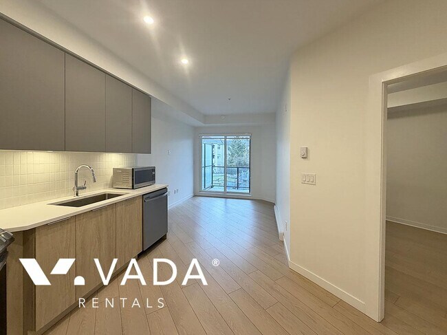 Photo du bâtiment - Central Langley 1 BR APT Rental 213-20695 Eastleigh Cr Langley: VADA