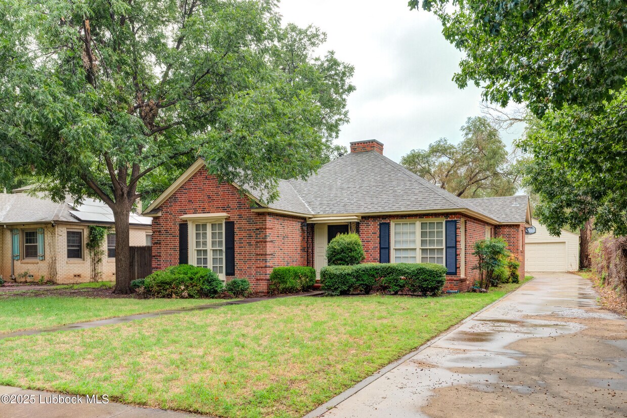 Foto principal - 2811 22nd St