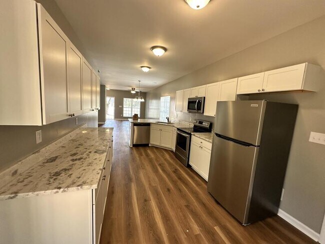 Foto del edificio - 294 Cedar Creek Rd