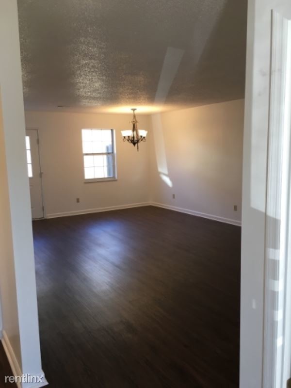 Building Photo - 2 br, 2 bath Condo - 2032 Silver Brook Dr.