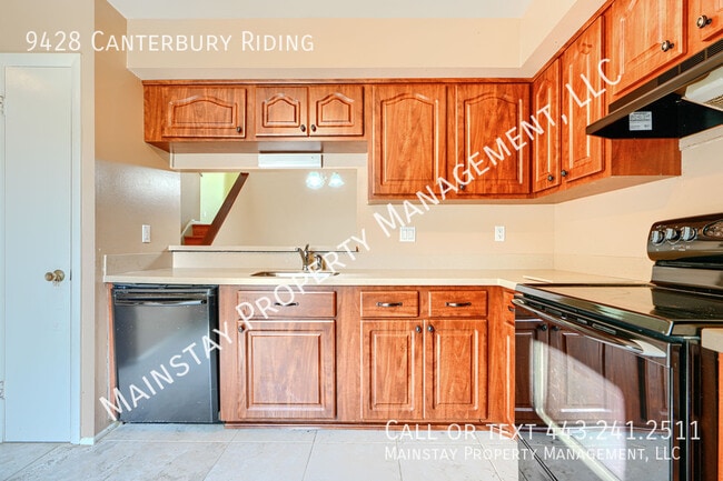 Building Photo - 9428 Canterbury Riding
