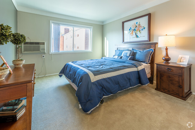 The Haven at Grosse Pointe Apartments - Harper Woods, MI | Apartments.com