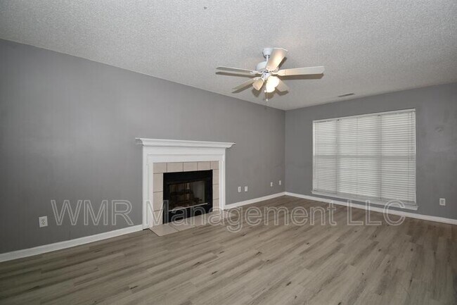 Building Photo - 6746 Summergold Way