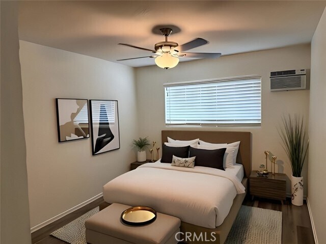 Foto del edificio - 685 E Vista Chino