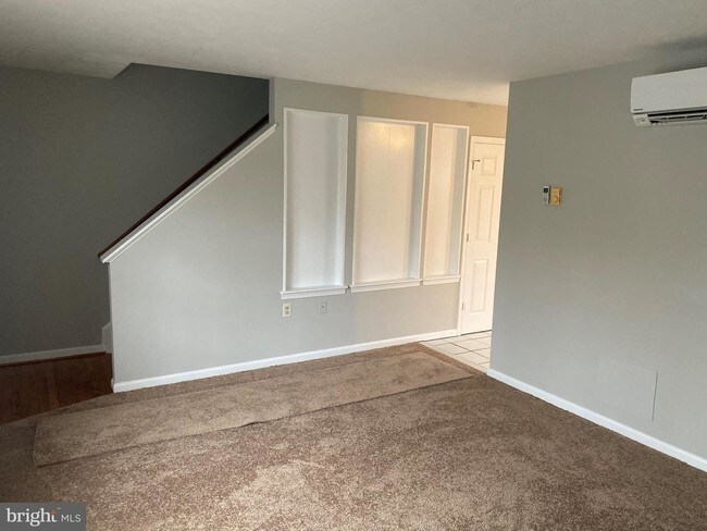 Foto del edificio - 226 Waterford Ln