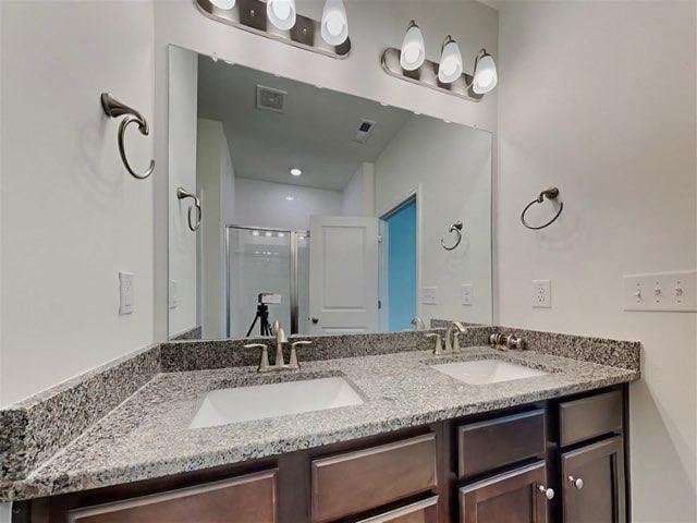 Building Photo - 6230 Bridlewood Ln