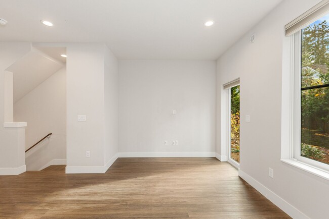 Foto del edificio - Sammamish 2 Bedroom 2.5 Bath Townhouse wit...