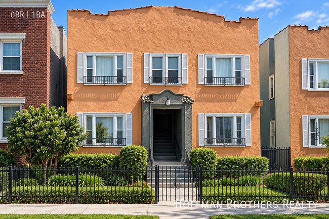 Building Photo - 404 N Coronado St