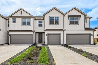 Building Photo - 27855 Western Crk Ct