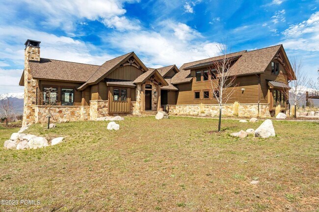 Foto del edificio - Red Ledges Custom Home