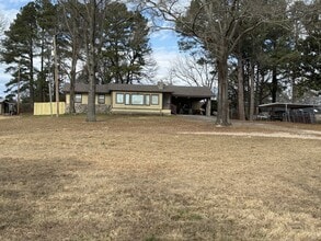 Building Photo - 210 Worthey Trail