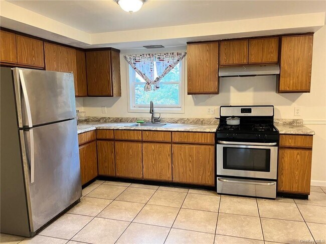 Foto del edificio - 219 Schutt Rd