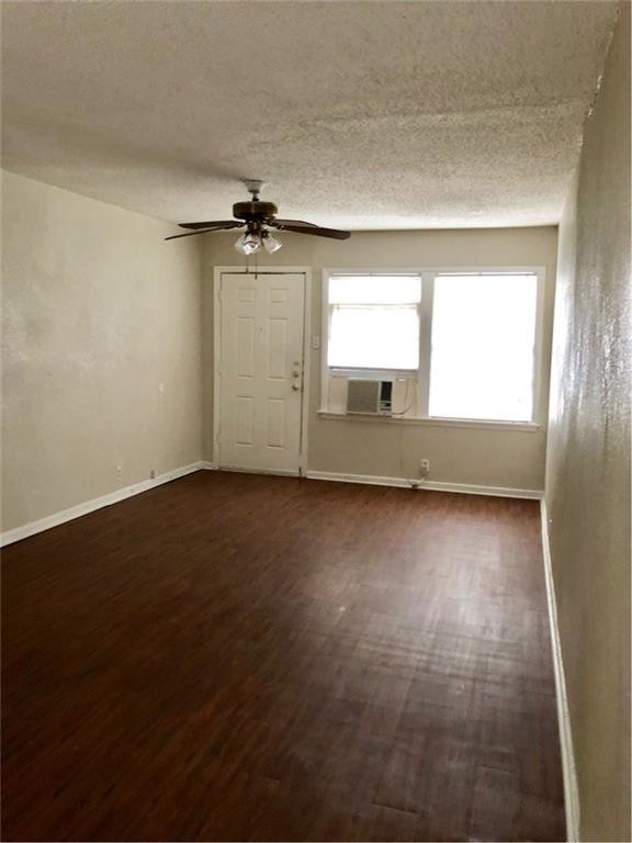 Building Photo - 1917 Sidney St