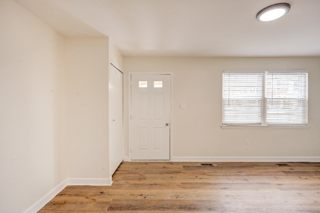 Photo - 23 Brucester Bridge Ct Townhome