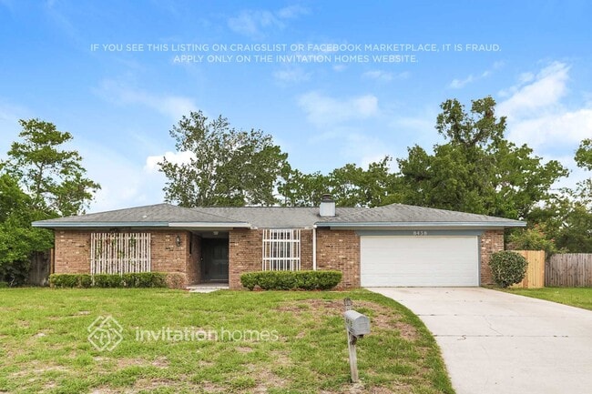 Building Photo - 8438 Sand Point Dr W