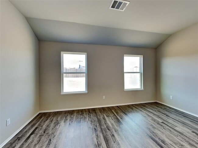 Building Photo - 211 Waterside Dr