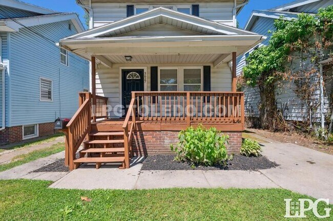 Foto del edificio - 3627 Burton Ave