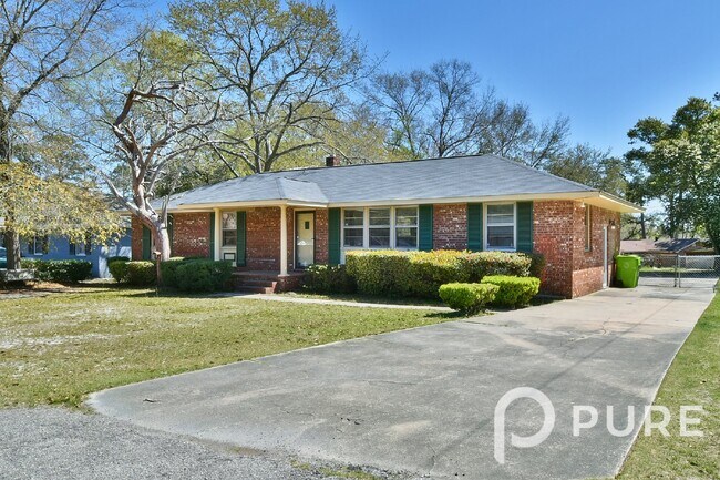 Building Photo - 2120 Huffman Dr, Columbia, SC 29209