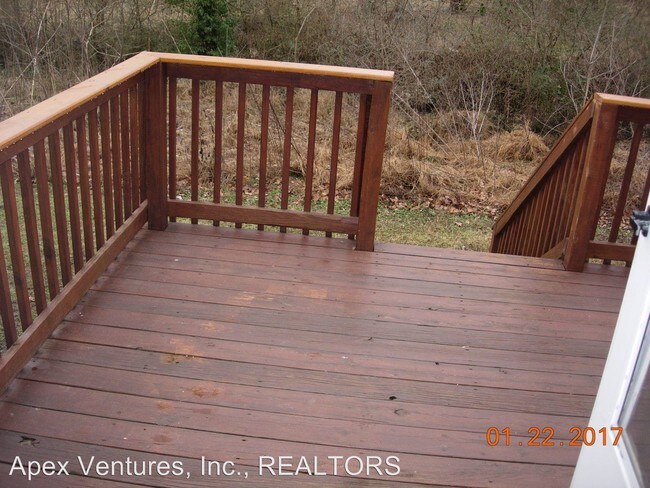 Building Photo - 111 Noel Cove Cir