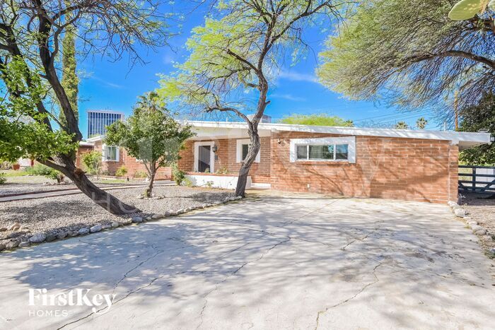 Foto principal - 5136 East Alberta Drive
