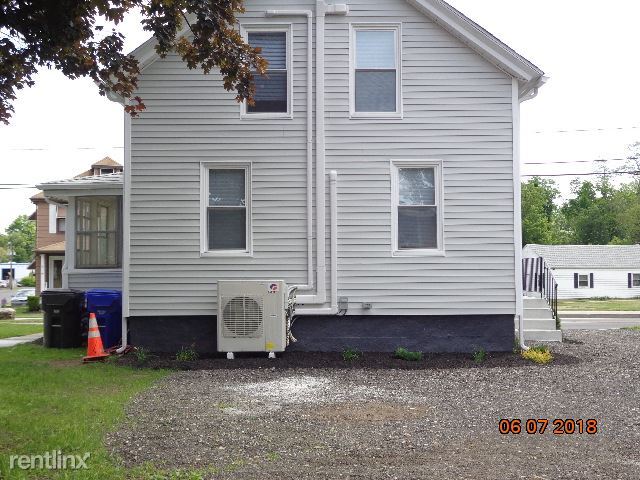 Primary Photo - 3 br, 1 bath House - 42 Providence St