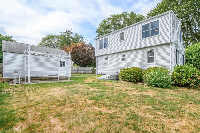 Building Photo - 51 Fortuna Dr