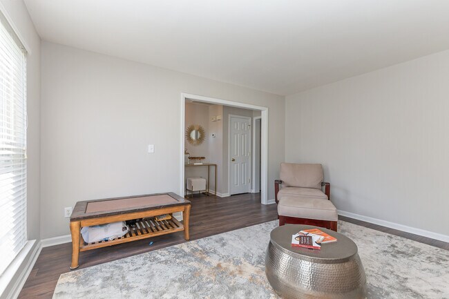 Living - 9127 Eventine Ct