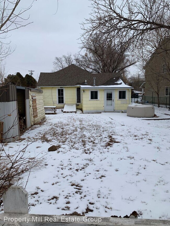 Foto del edificio - 2 br, 2 bath House - 2938 Main Street