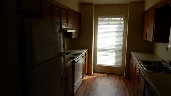 Foto del edificio - Southern Hills 2/1 apartment