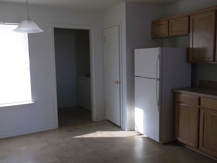 Building Photo - 501 Bermuda