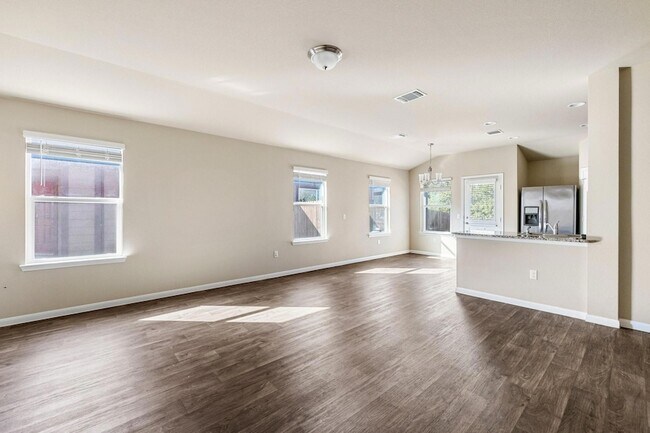 Foto del edificio - 910 Comal Run