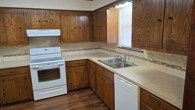 Cocina - 408 N Joplin Pl